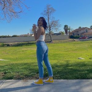 Meet your Posher, Julissa